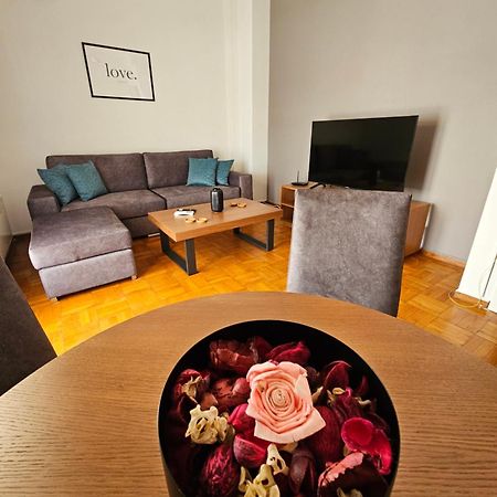 테살로니키 Koukoufli Penthouse 2Bds 아파트 외부 사진